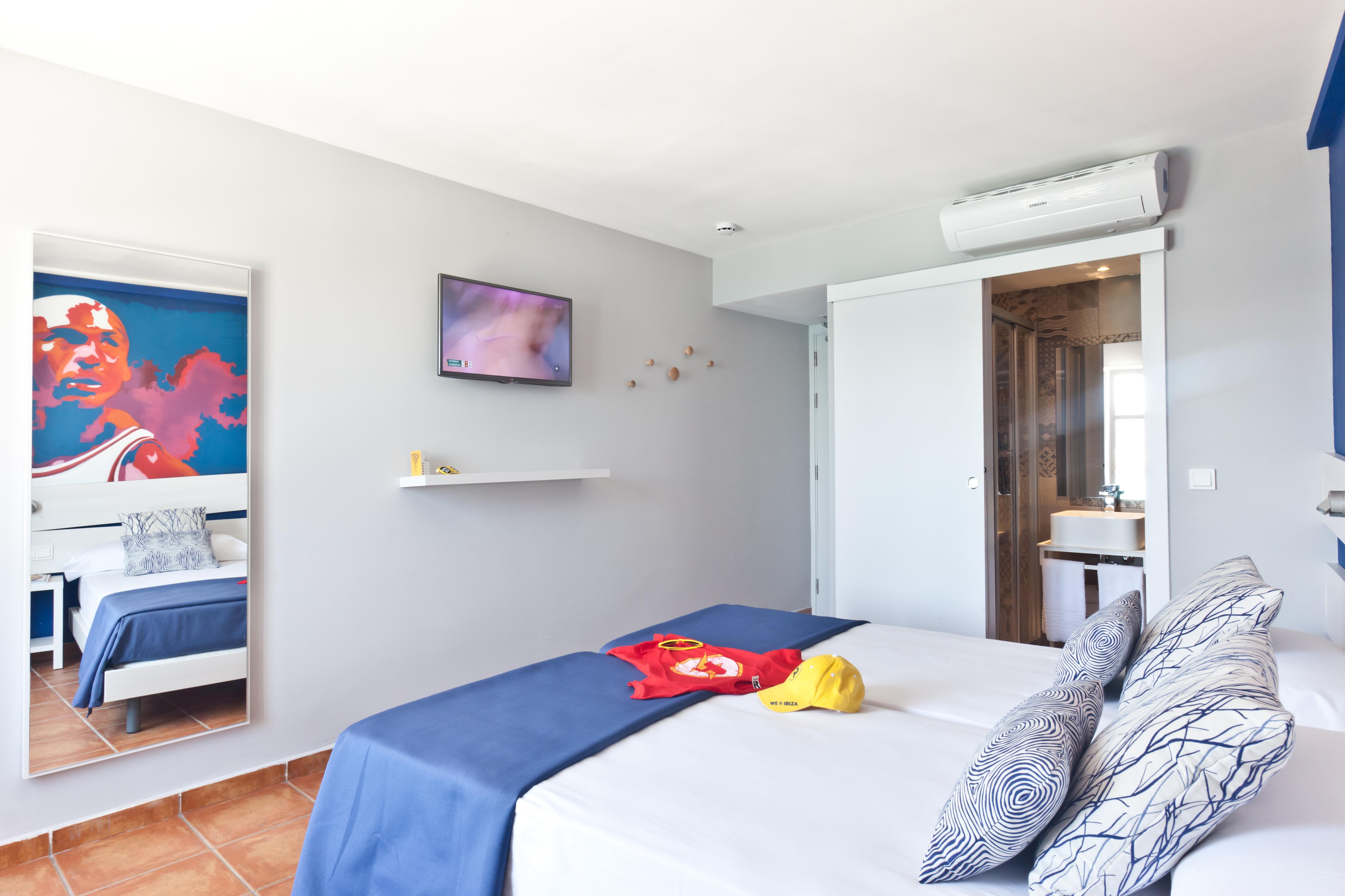 Отель Ryans La Marina (Adults Only) Ибица Экстерьер фото