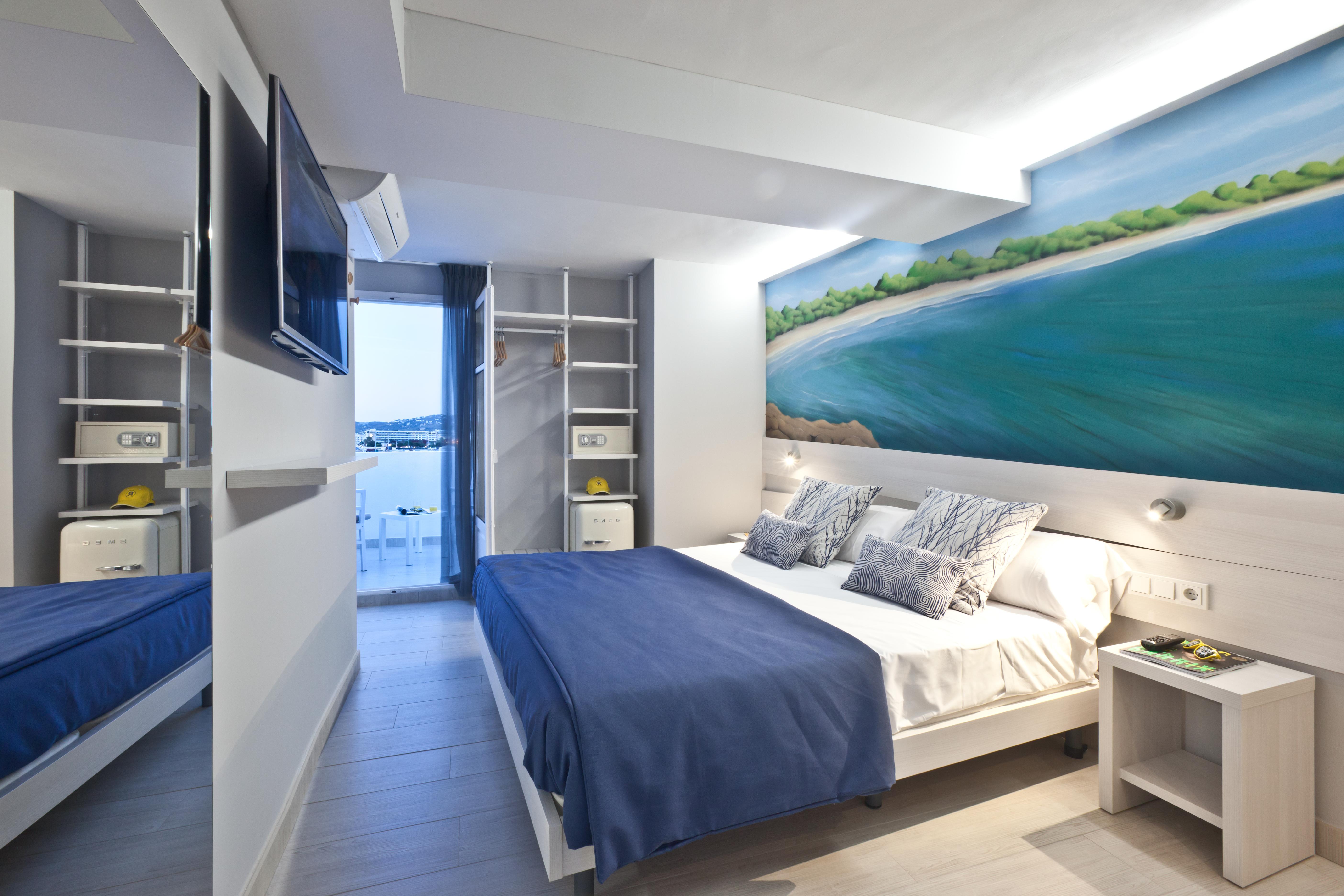 Отель Ryans La Marina (Adults Only) Ибица Экстерьер фото